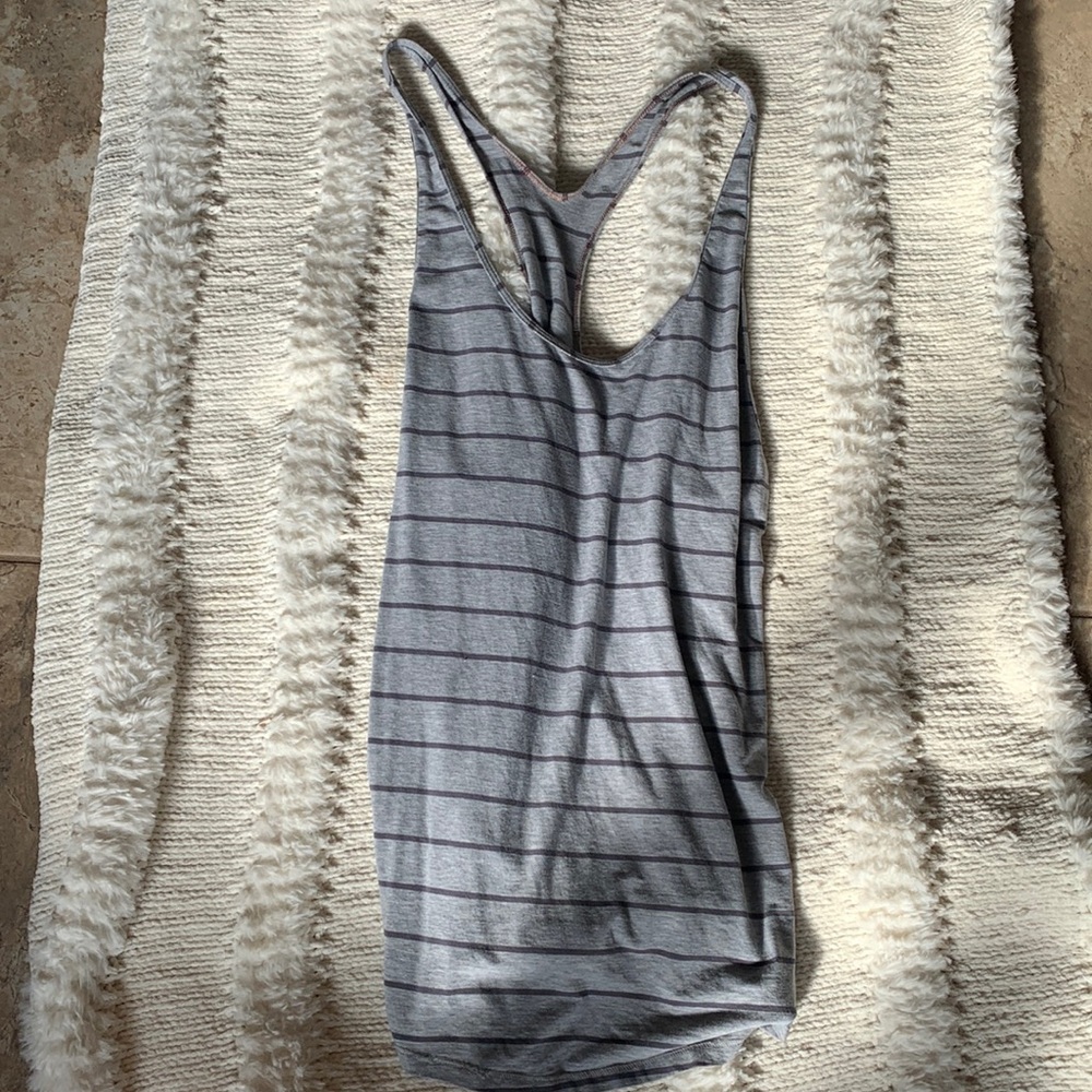 Lululemon tank top